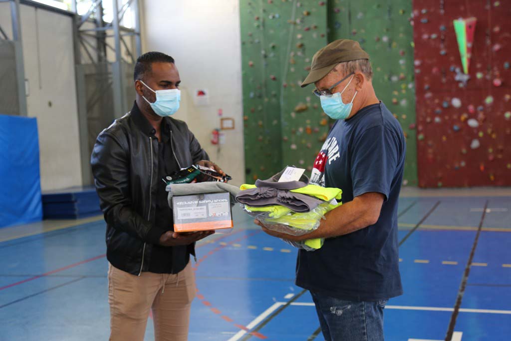 Distribution des équipements de protection aux agents du service environnement